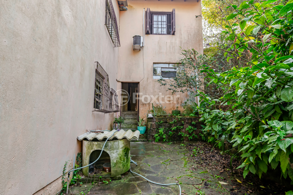 Casa à venda com 4 quartos, 250m² - Foto 48