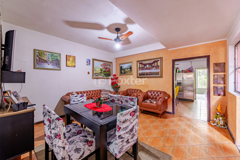 Casa à venda com 4 quartos, 250m² - Foto 7
