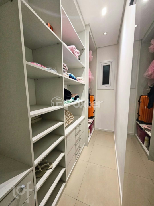 Casa à venda com 3 quartos, 252m² - Foto 30