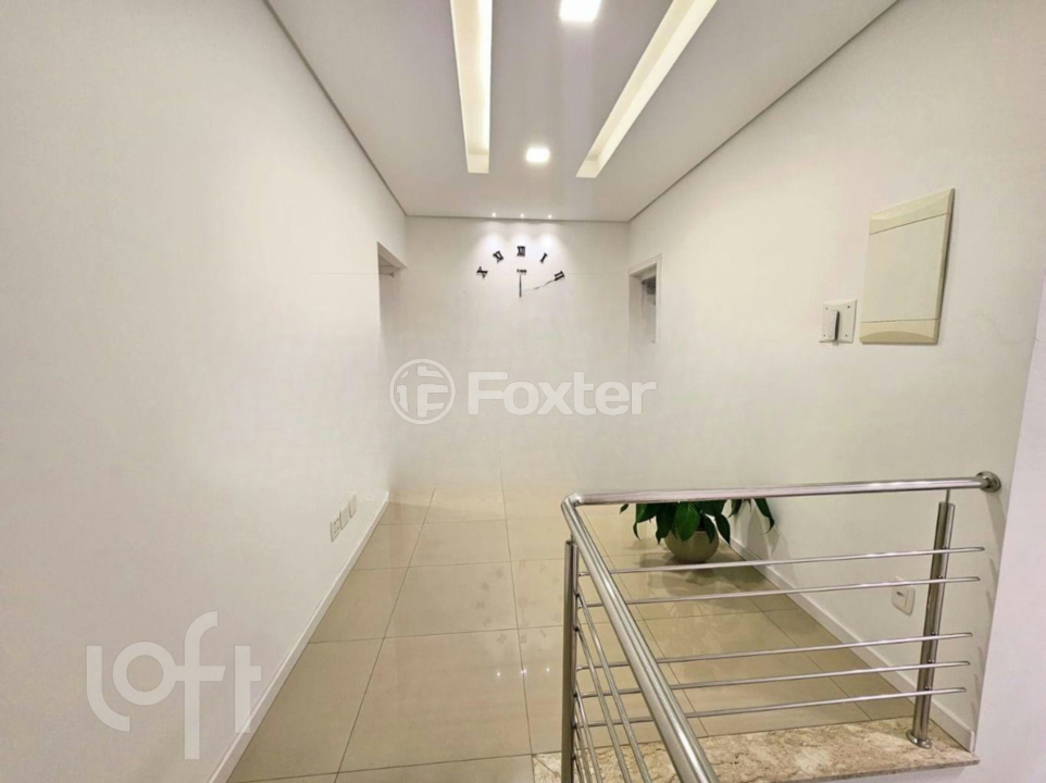 Casa à venda com 3 quartos, 252m² - Foto 15