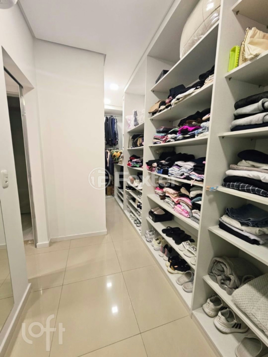Casa à venda com 3 quartos, 252m² - Foto 22