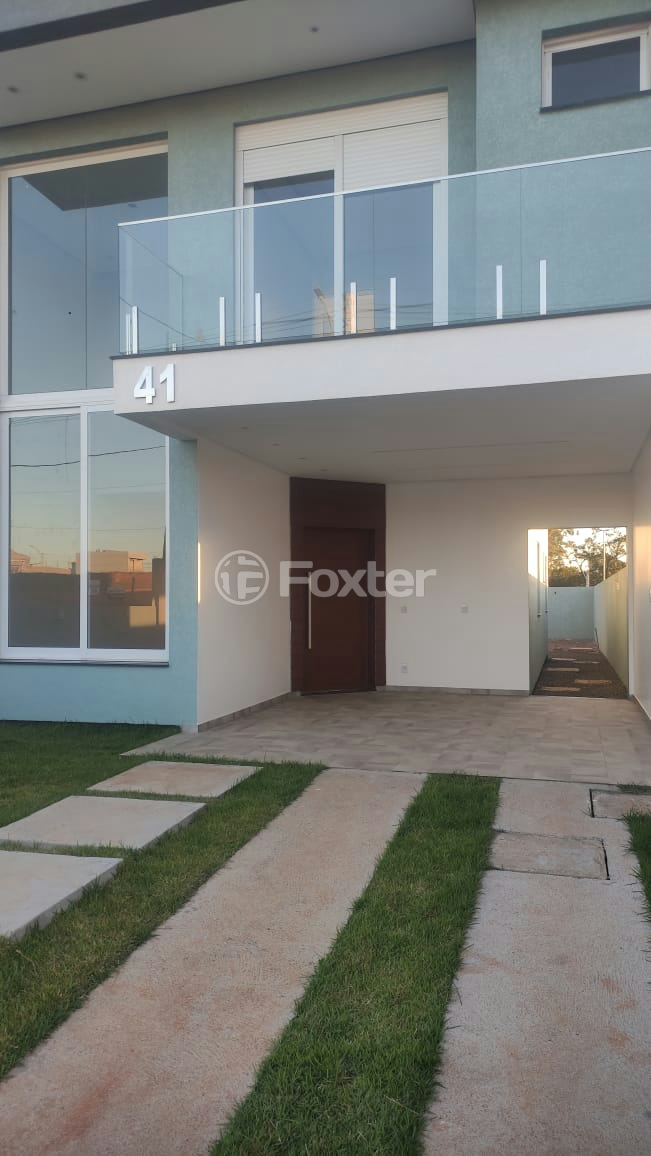 Casa à venda com 4 quartos, 160m² - Foto 2