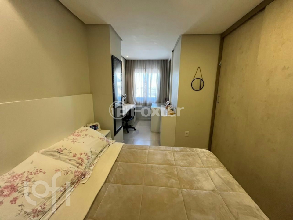 Casa de Condomínio à venda com 5 quartos, 201m² - Foto 19