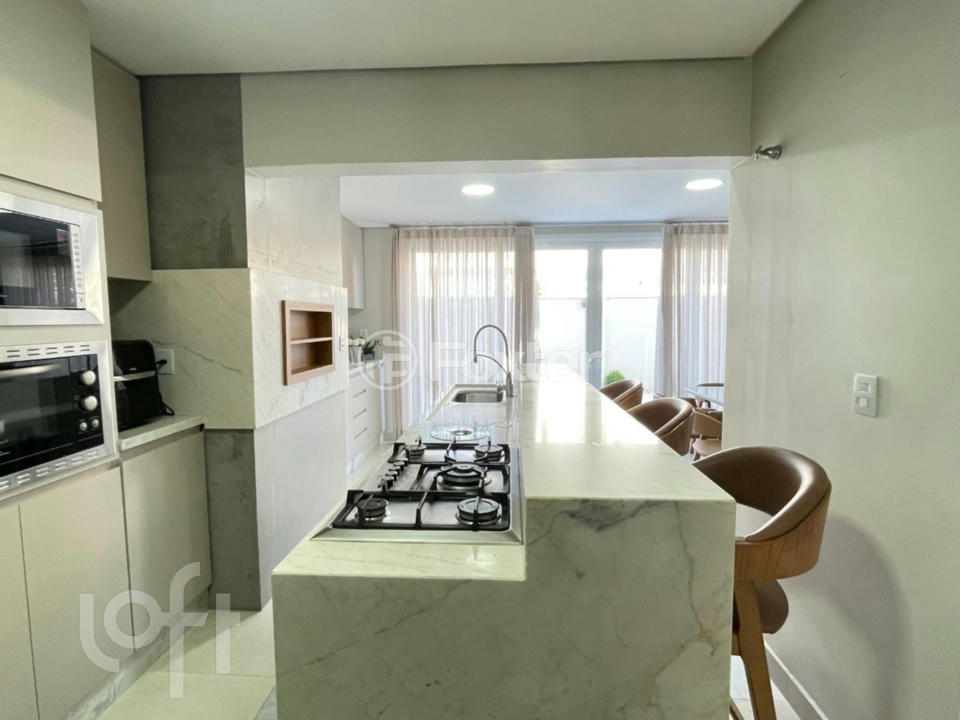 Casa de Condomínio à venda com 5 quartos, 201m² - Foto 6