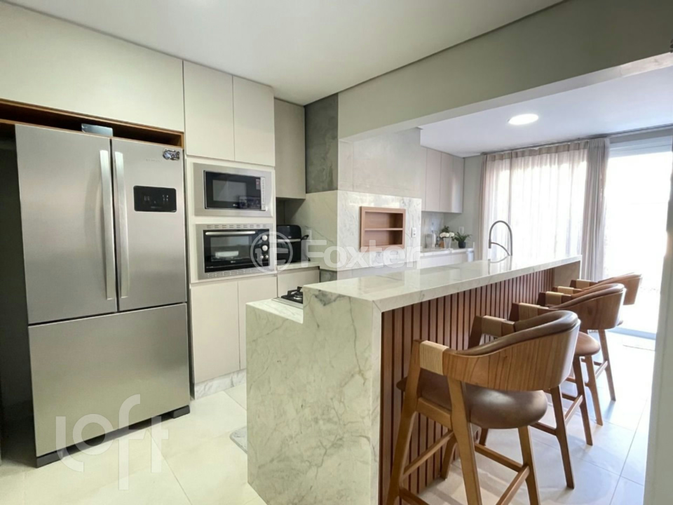 Casa de Condomínio à venda com 5 quartos, 201m² - Foto 4