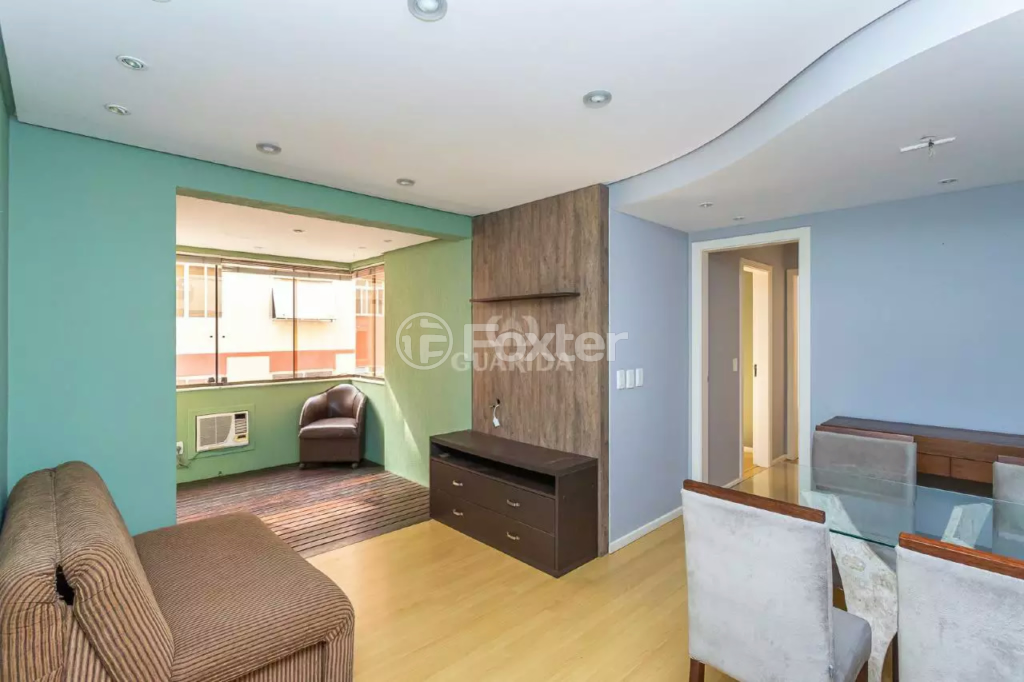 Apartamento à venda com 2 quartos, 62m² - Foto 1