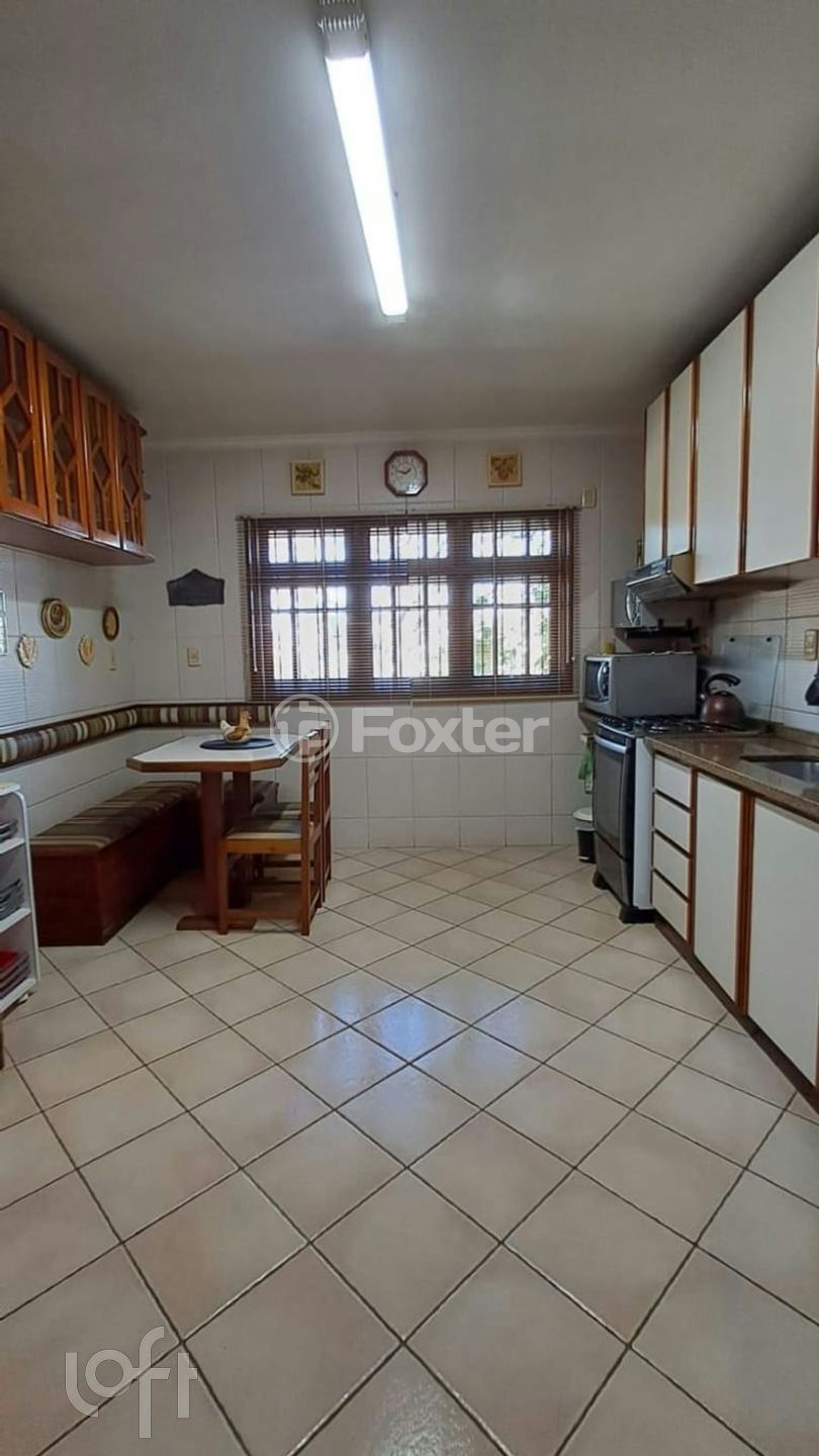 Casa à venda com 3 quartos, 316m² - Foto 7