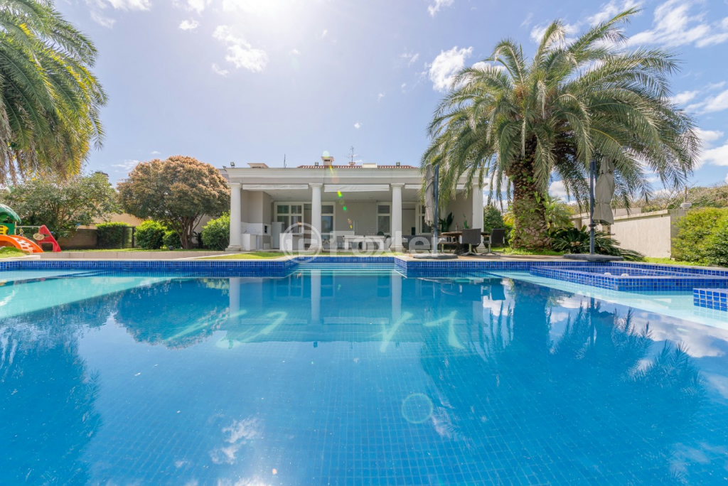 Casa de Condomínio à venda com 4 quartos, 724m² - Foto 1
