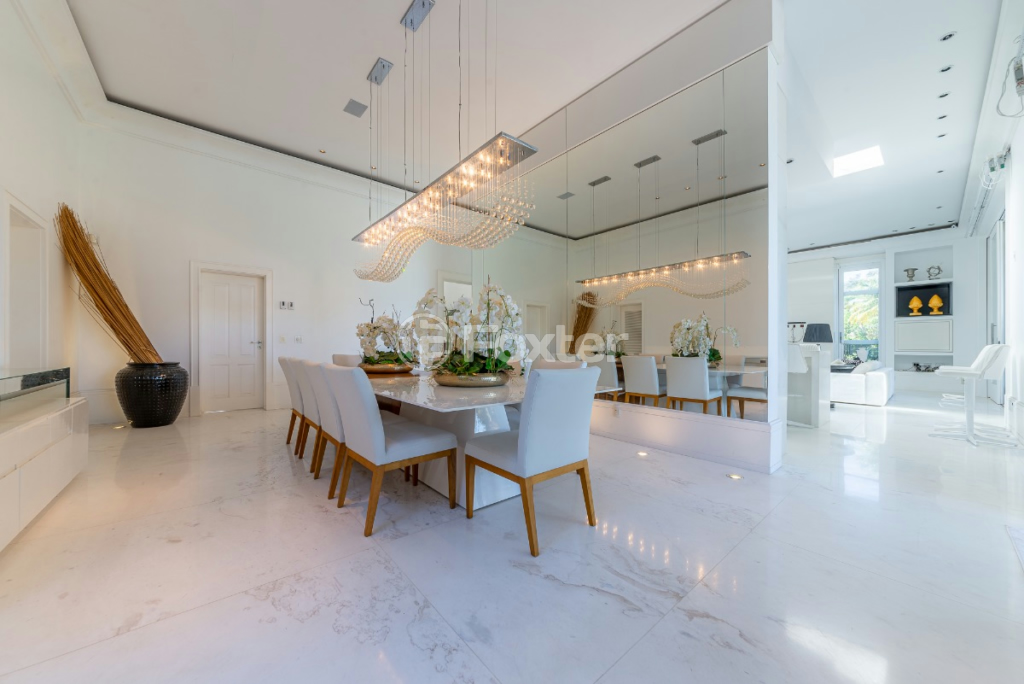 Casa de Condomínio à venda com 4 quartos, 724m² - Foto 24