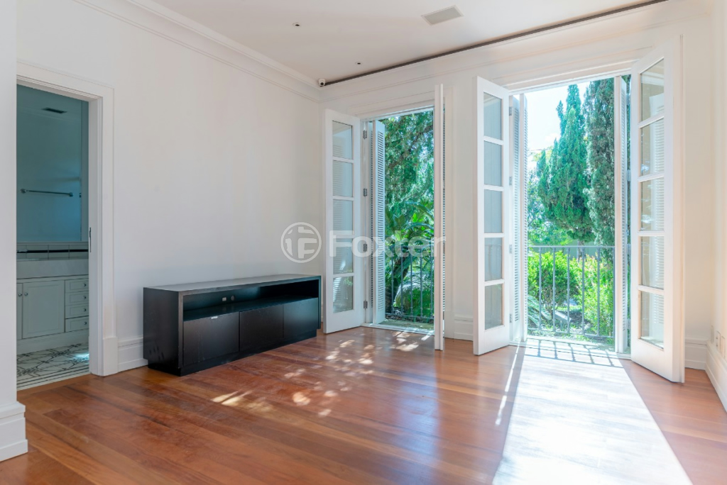 Casa de Condomínio à venda com 4 quartos, 724m² - Foto 37