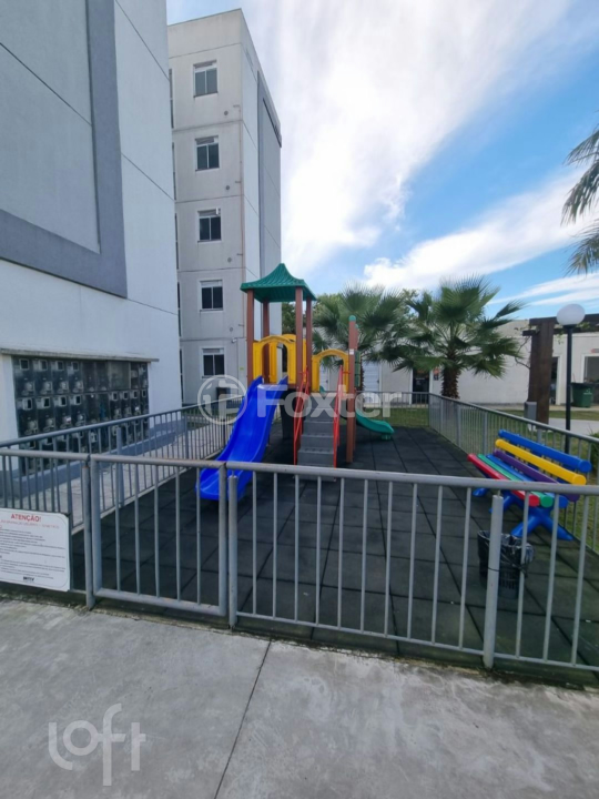 Apartamento à venda com 2 quartos, 40m² - Foto 13