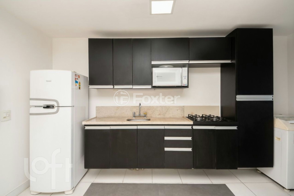 Apartamento à venda com 2 quartos, 65m² - Foto 2