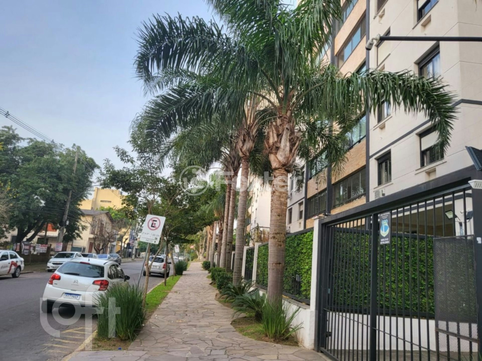Apartamento à venda com 2 quartos, 64m² - Foto 19