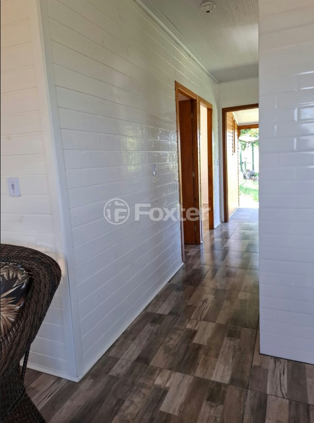 Casa à venda com 2 quartos, 96m² - Foto 4