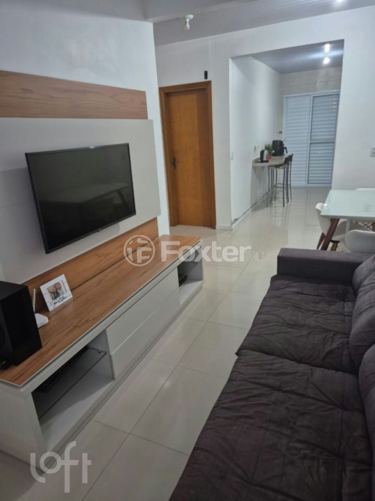 Casa à venda com 2 quartos, 60m² - Foto 4
