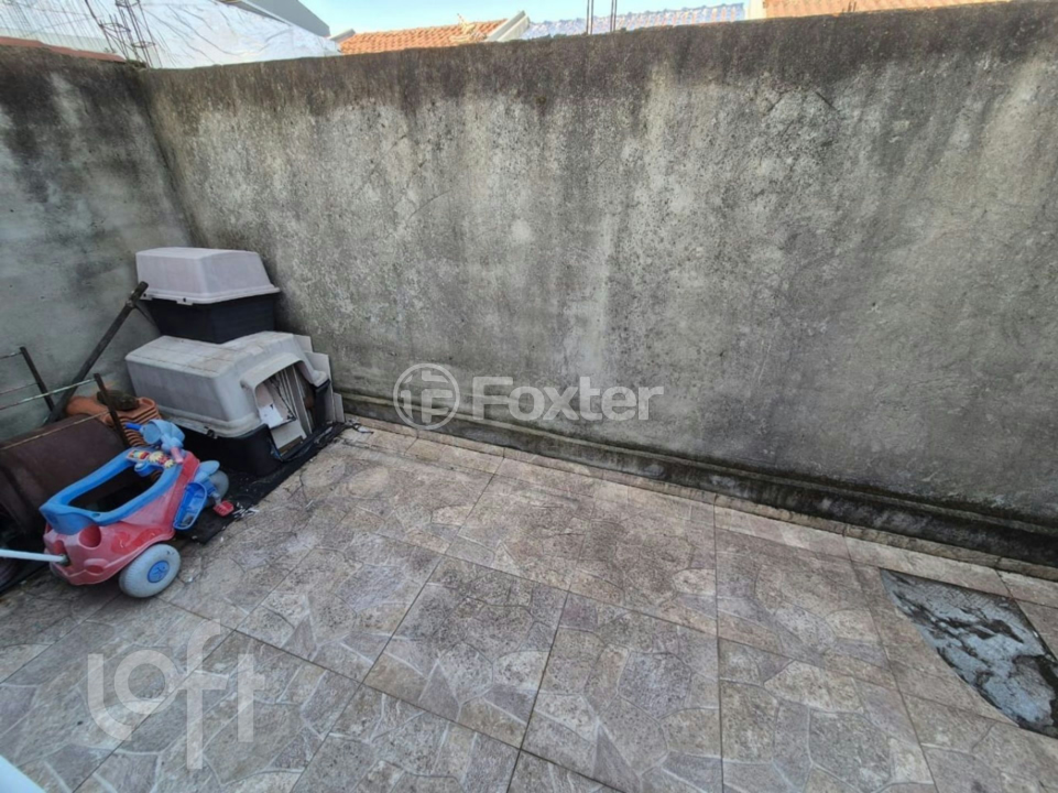 Casa à venda com 2 quartos, 60m² - Foto 16