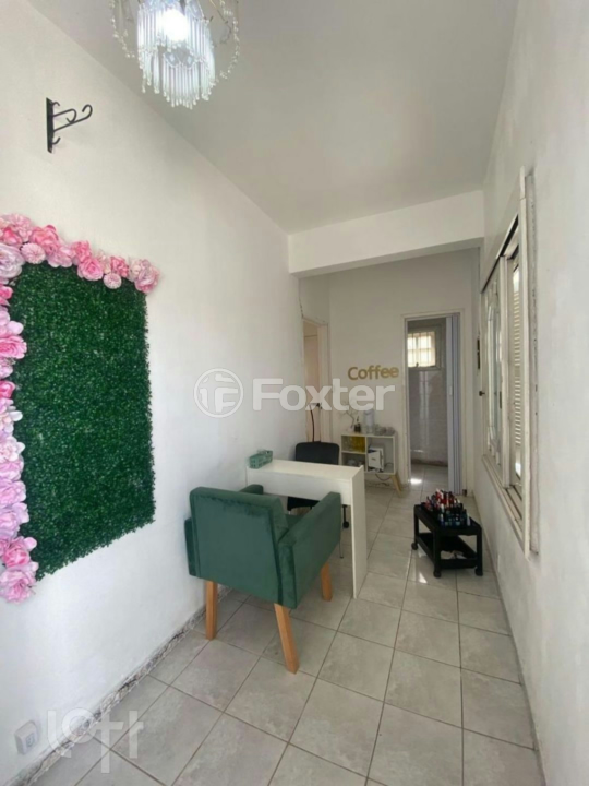 Casa à venda com 4 quartos, 200m² - Foto 4