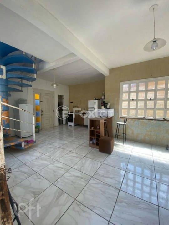 Casa à venda com 4 quartos, 200m² - Foto 14