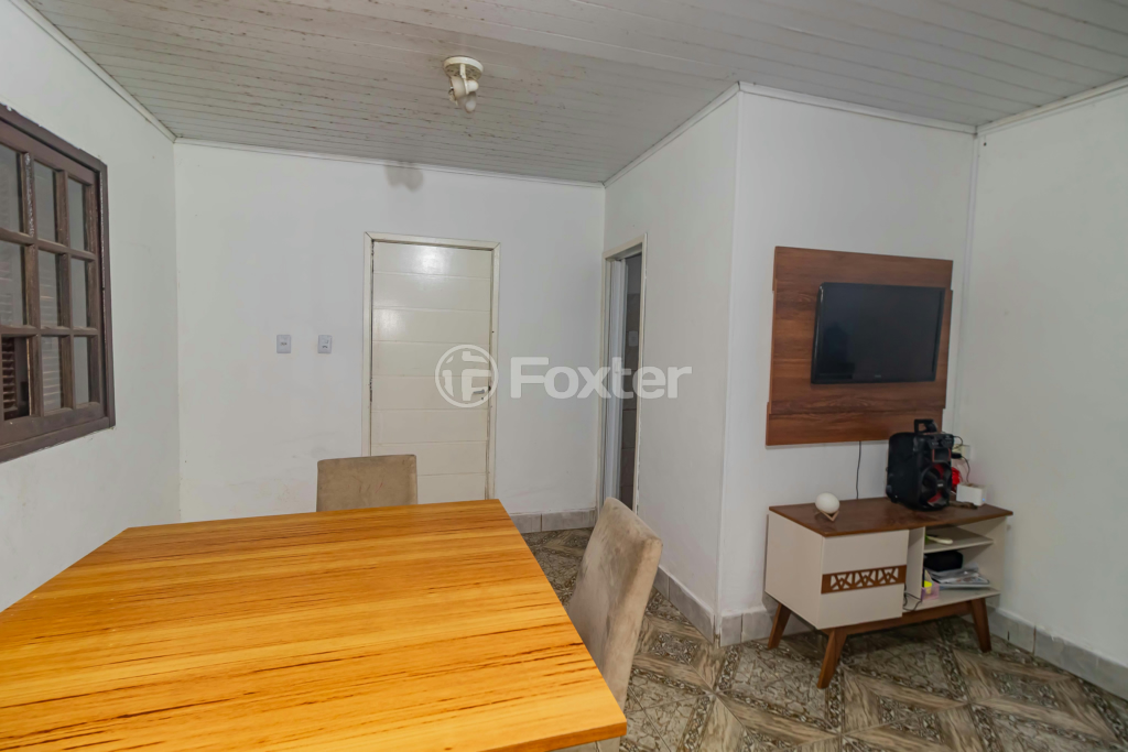 Casa à venda com 3 quartos, 79m² - Foto 5