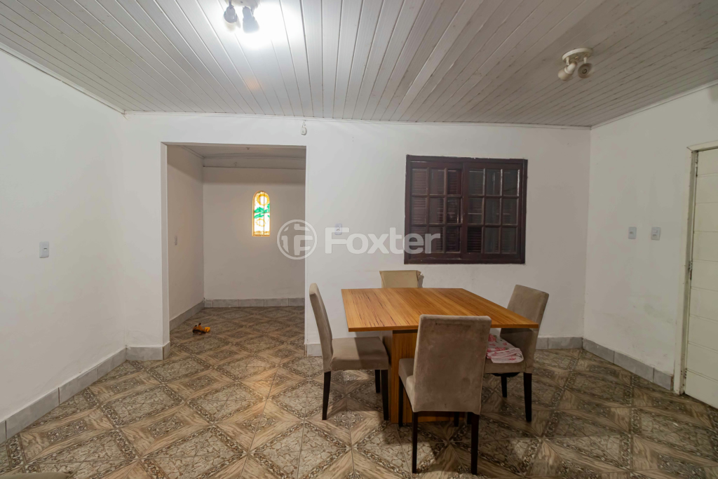 Casa à venda com 3 quartos, 79m² - Foto 2