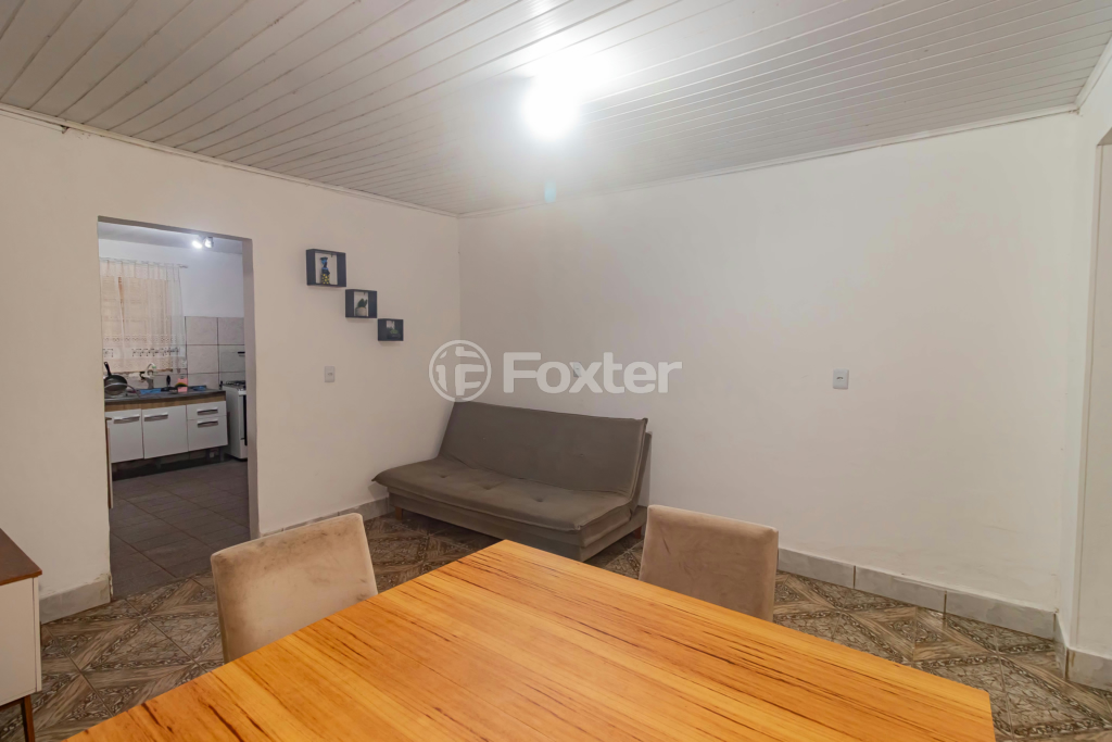 Casa à venda com 3 quartos, 79m² - Foto 3