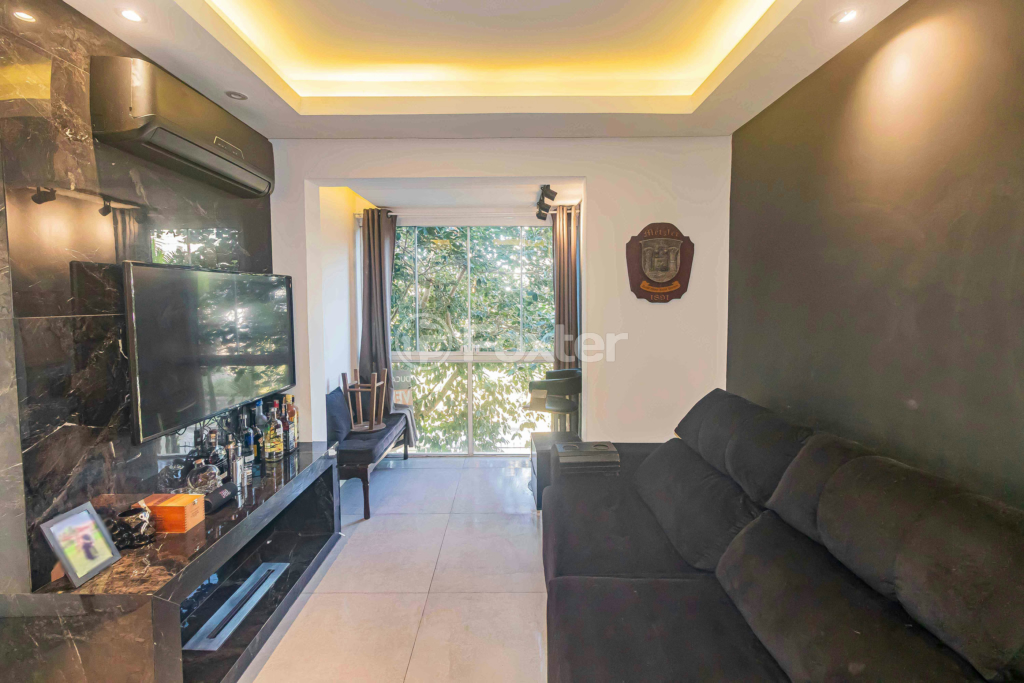 Apartamento à venda com 2 quartos, 56m² - Foto 2