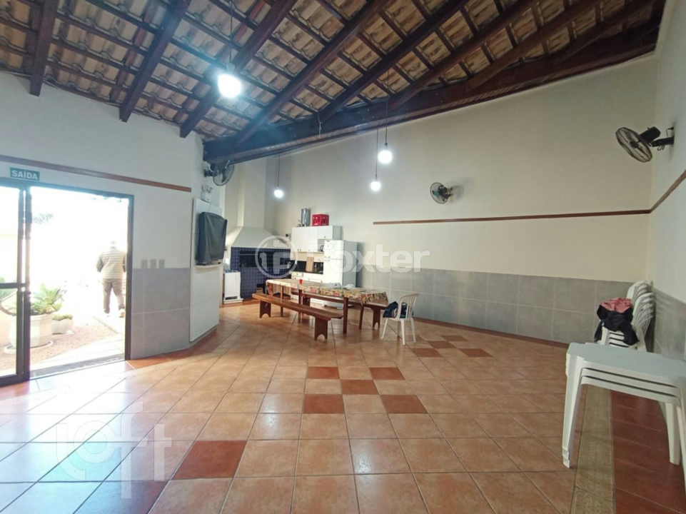 Apartamento à venda com 2 quartos, 70m² - Foto 23