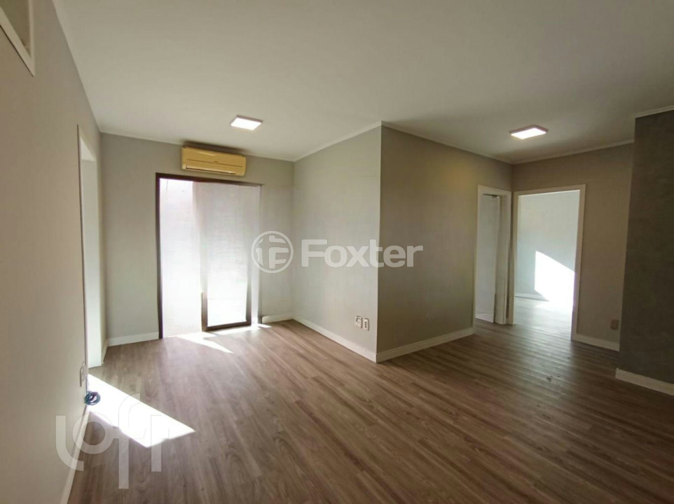 Apartamento à venda com 2 quartos, 70m² - Foto 1