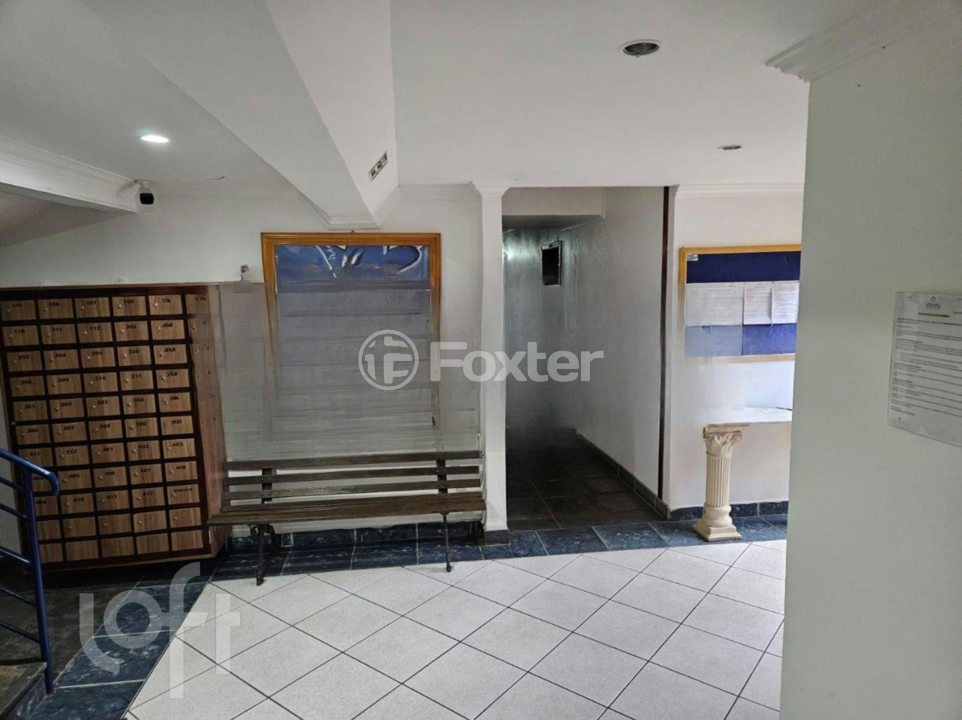 Apartamento à venda com 2 quartos, 70m² - Foto 30