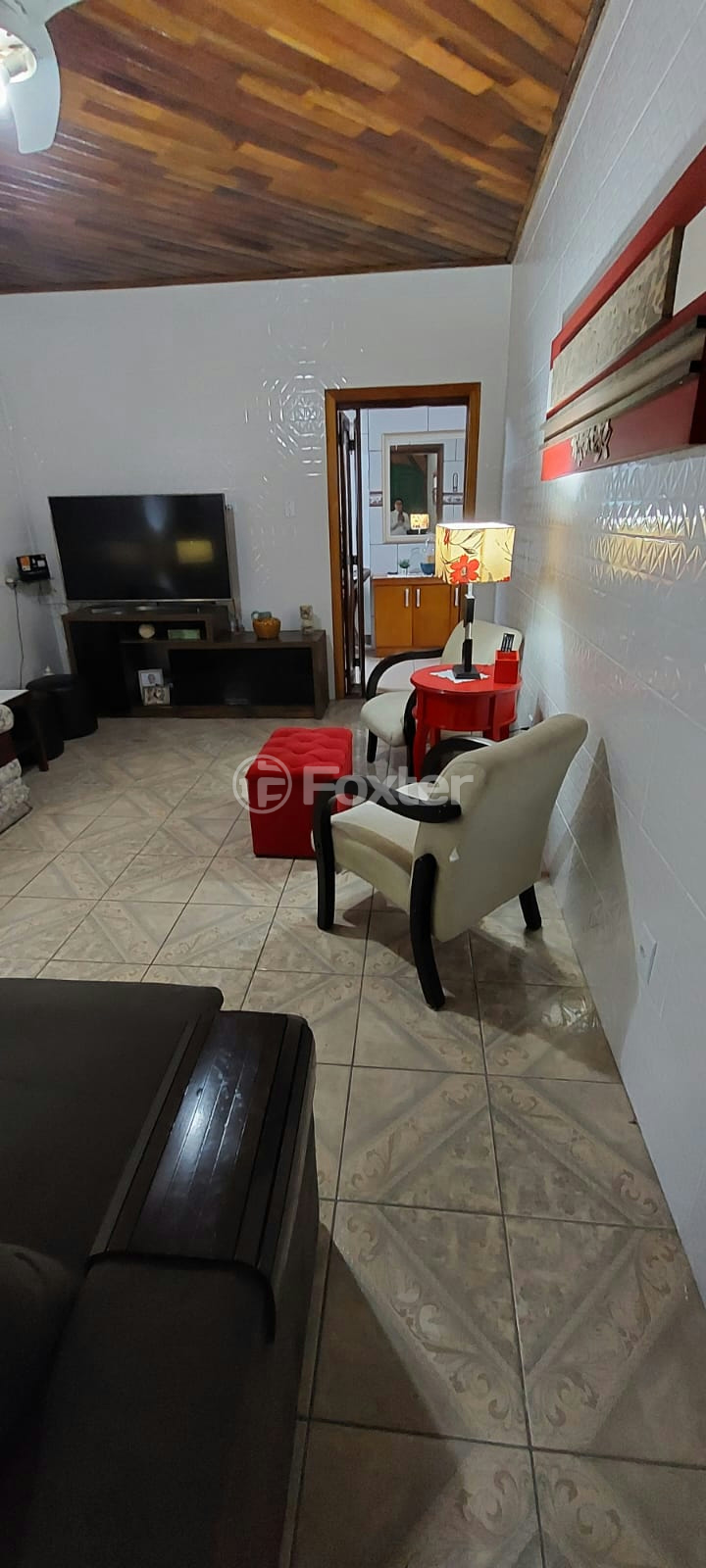 Casa à venda com 4 quartos, 120m² - Foto 2