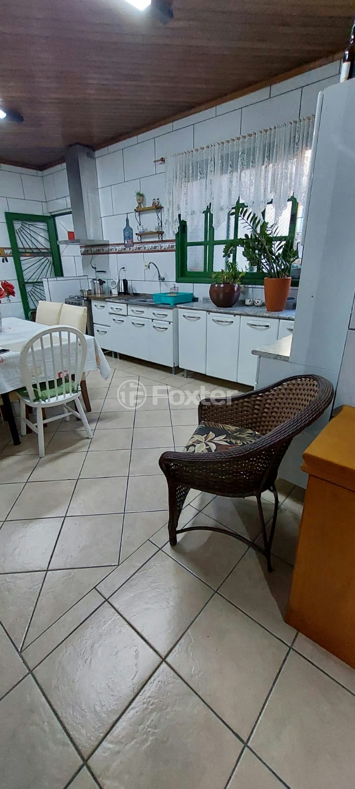 Casa à venda com 4 quartos, 120m² - Foto 9