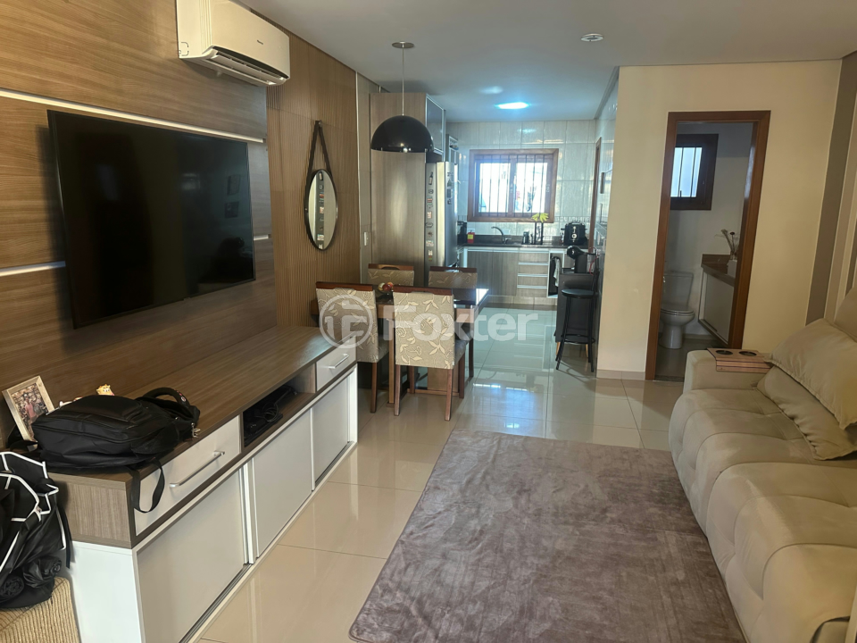 Casa à venda com 2 quartos, 84m² - Foto 1