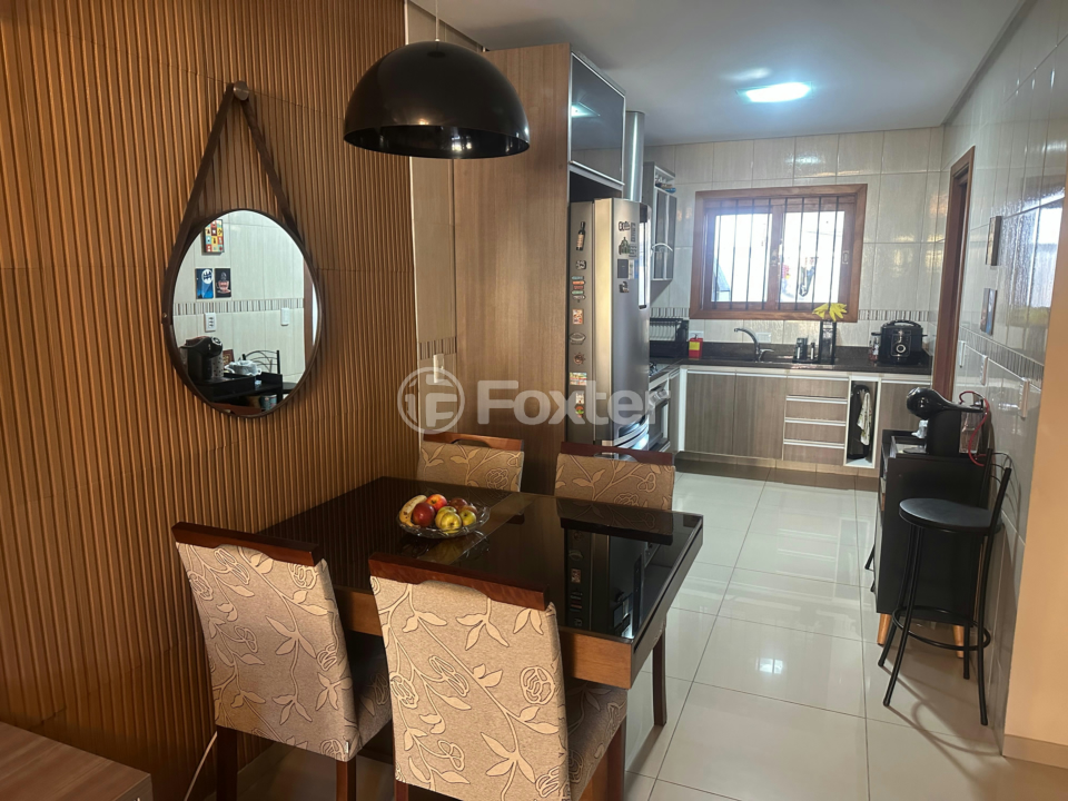 Casa à venda com 2 quartos, 84m² - Foto 2