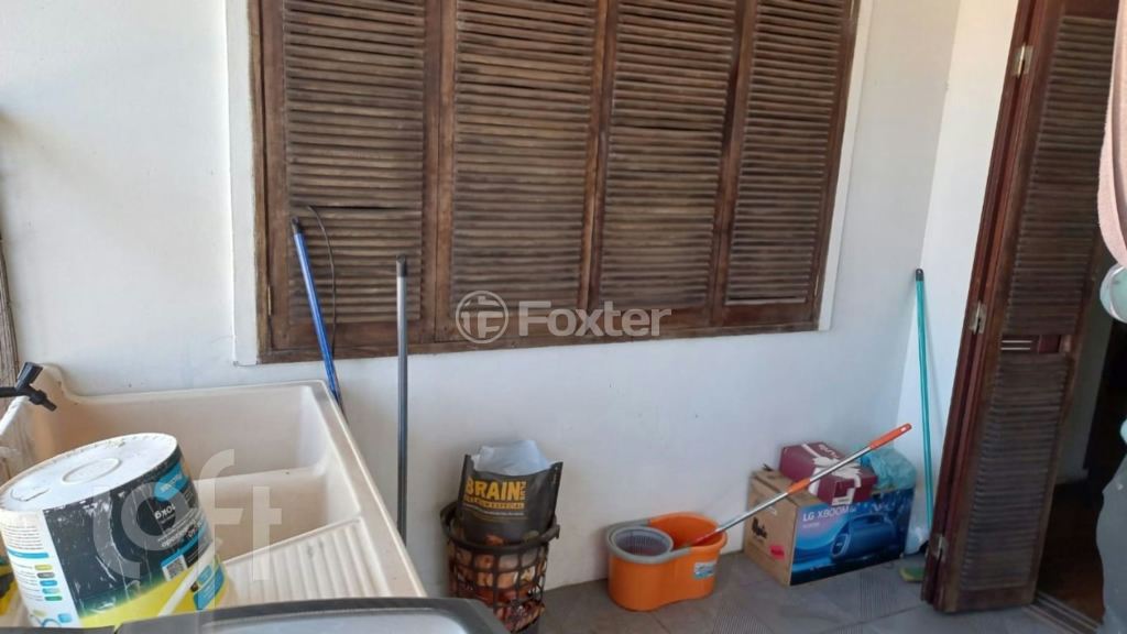 Casa à venda com 3 quartos, 280m² - Foto 25