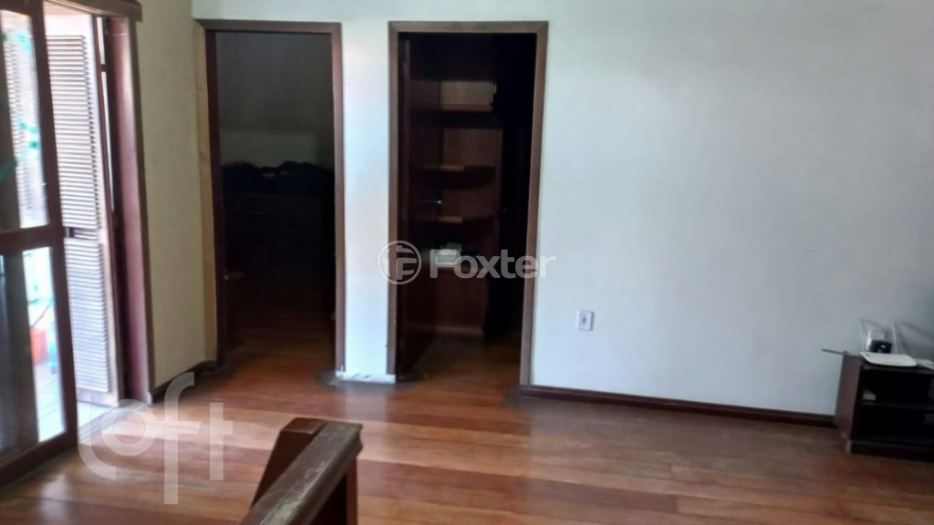 Casa à venda com 3 quartos, 280m² - Foto 4