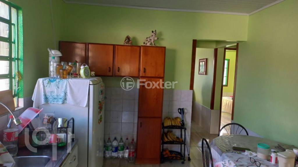 Casa à venda com 2 quartos, 63m² - Foto 6