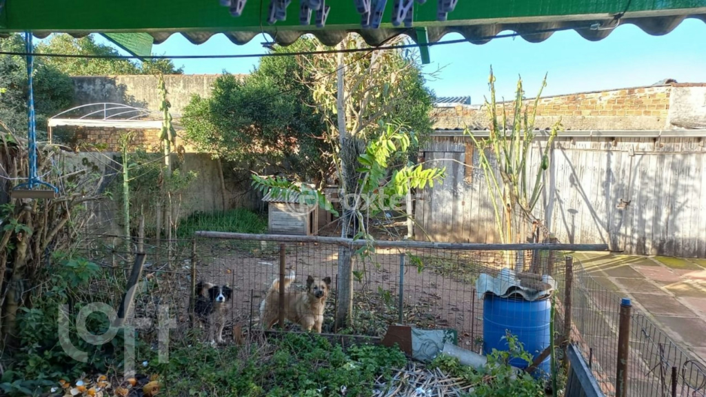 Casa à venda com 2 quartos, 63m² - Foto 13