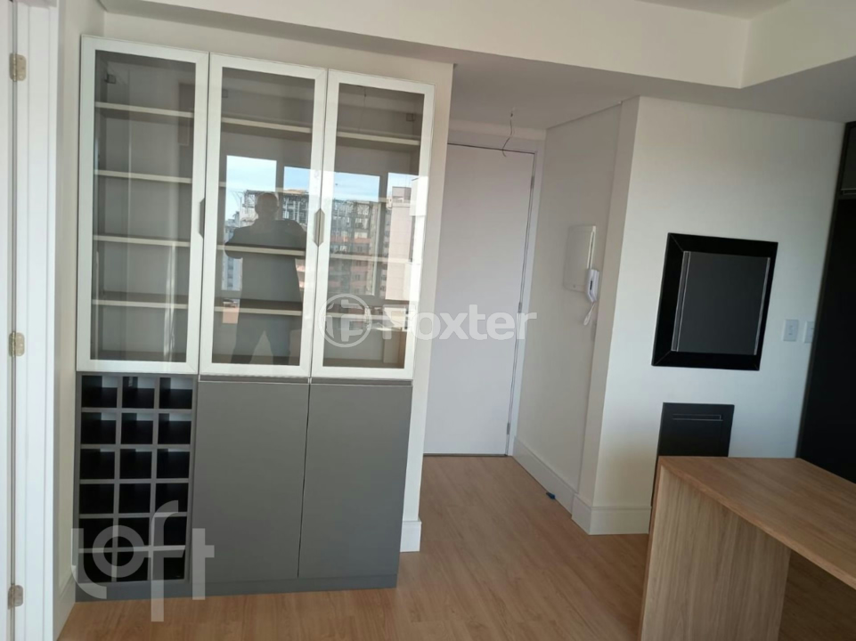 Apartamento à venda com 1 quarto, 43m² - Foto 18