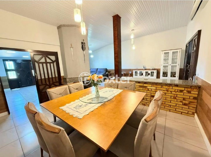 Casa à venda com 3 quartos, 270m² - Foto 3