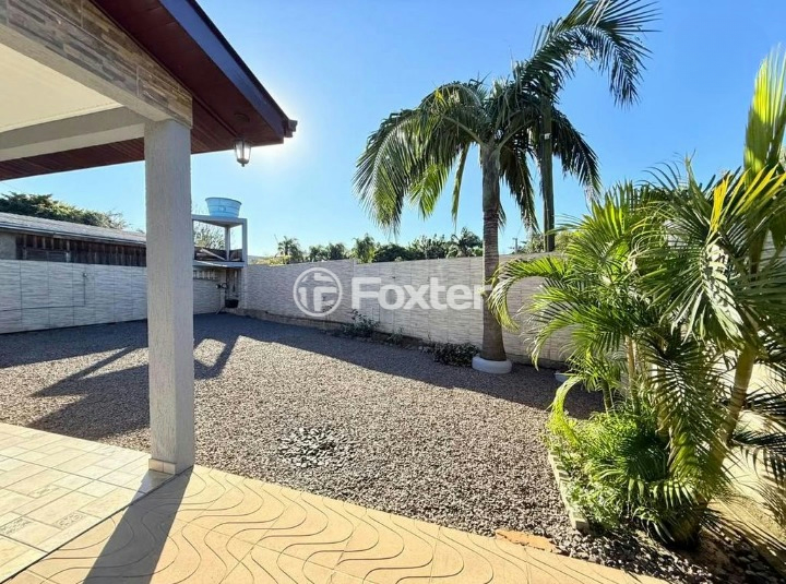 Casa à venda com 3 quartos, 270m² - Foto 8