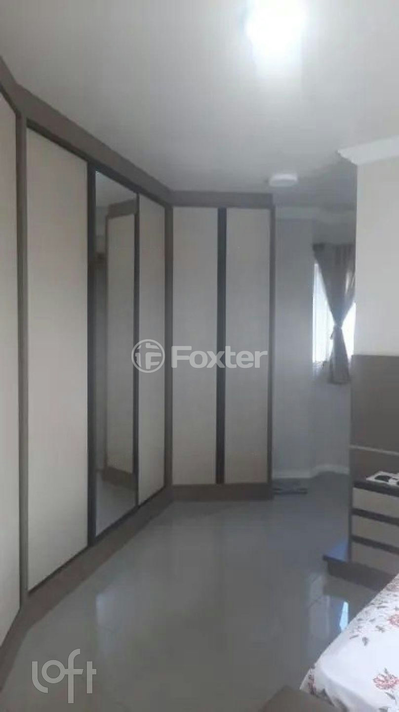 Casa à venda com 3 quartos, 207m² - Foto 4