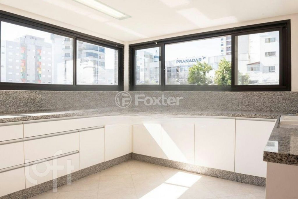Apartamento à venda com 4 quartos, 214m² - Foto 15