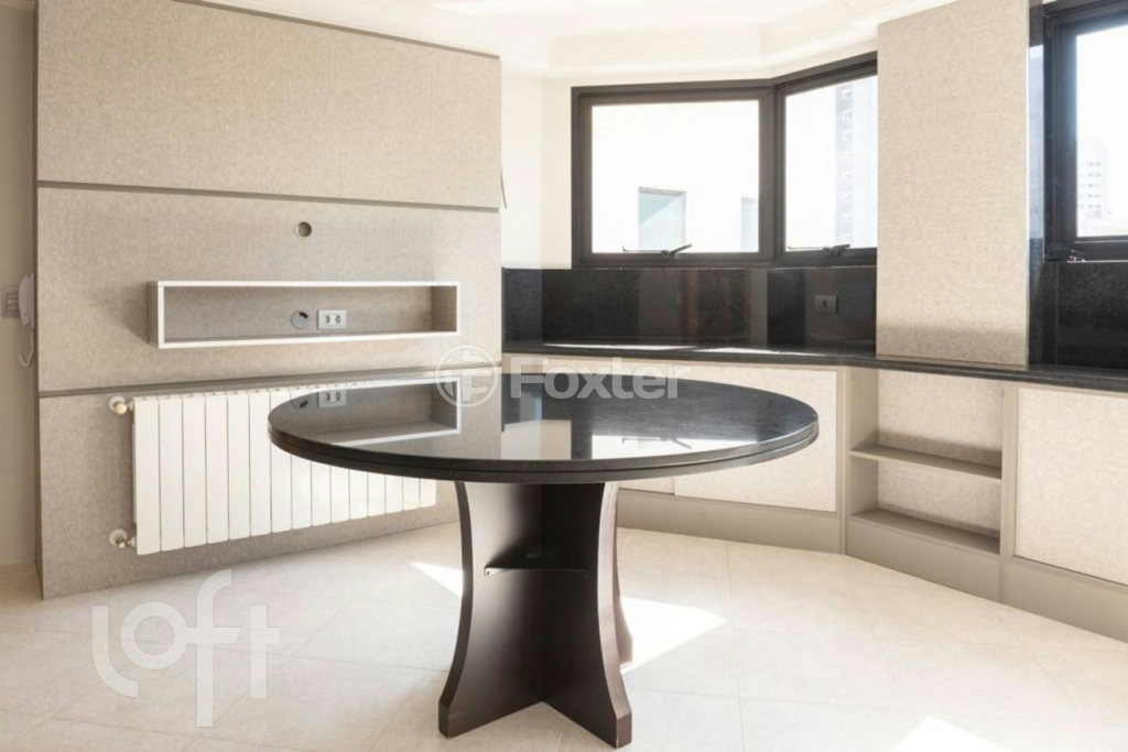 Apartamento à venda com 4 quartos, 214m² - Foto 12