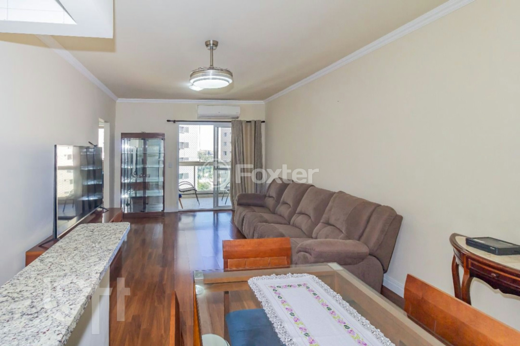 Apartamento à venda com 2 quartos, 77m² - Foto 1