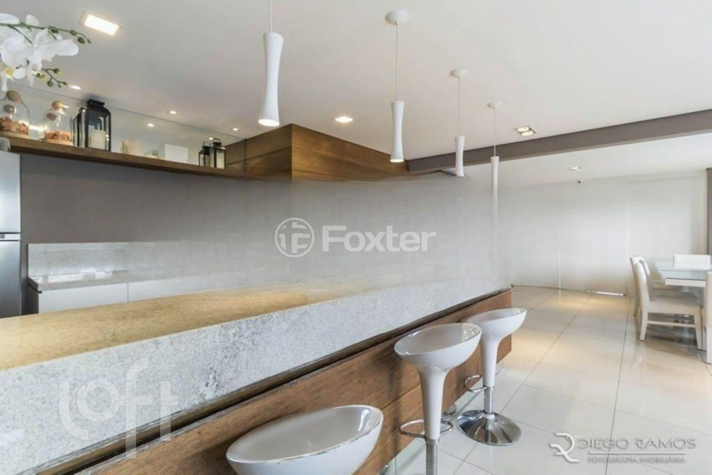Apartamento à venda com 3 quartos, 75m² - Foto 35