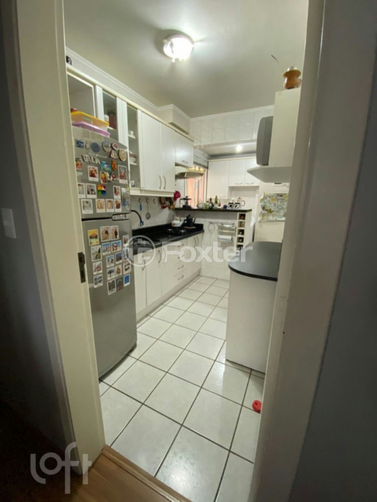 Apartamento à venda com 3 quartos, 64m² - Foto 2