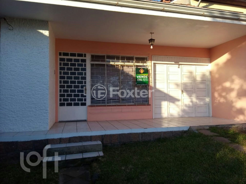 Casa à venda com 4 quartos, 300m² - Foto 2