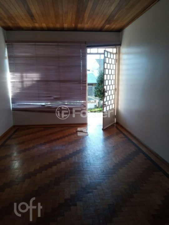 Casa à venda com 4 quartos, 300m² - Foto 4