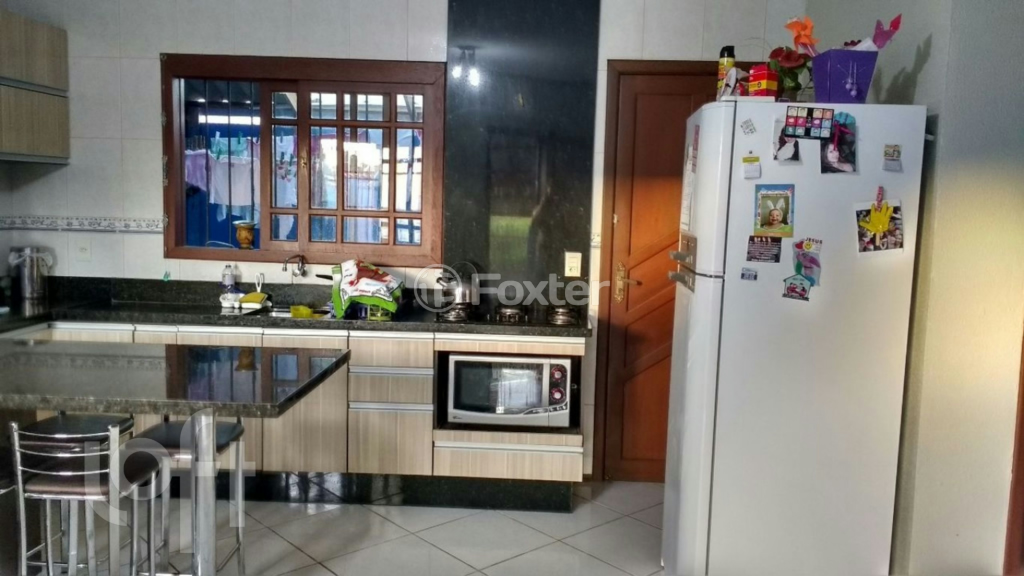 Casa à venda com 2 quartos, 64m² - Foto 6