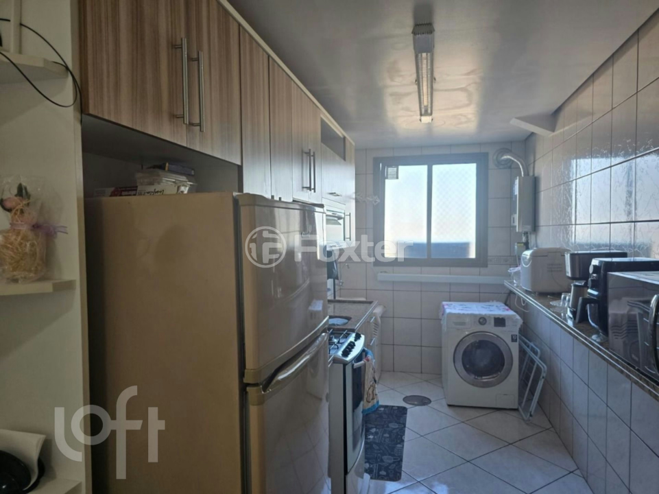 Apartamento à venda com 2 quartos, 70m² - Foto 7